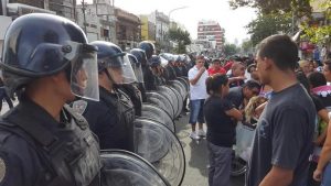 Flores: repudiamos la represión de la Metropolitana y la Federal