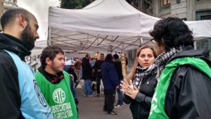 Soledad Sosa presente en el acampe de trabajadores de Secretaria de Agricultura Familiar