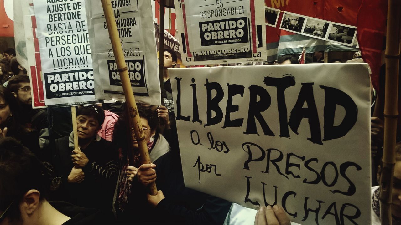 Acto por la libertad de los detenidos en Tierra del Fuego en CABA