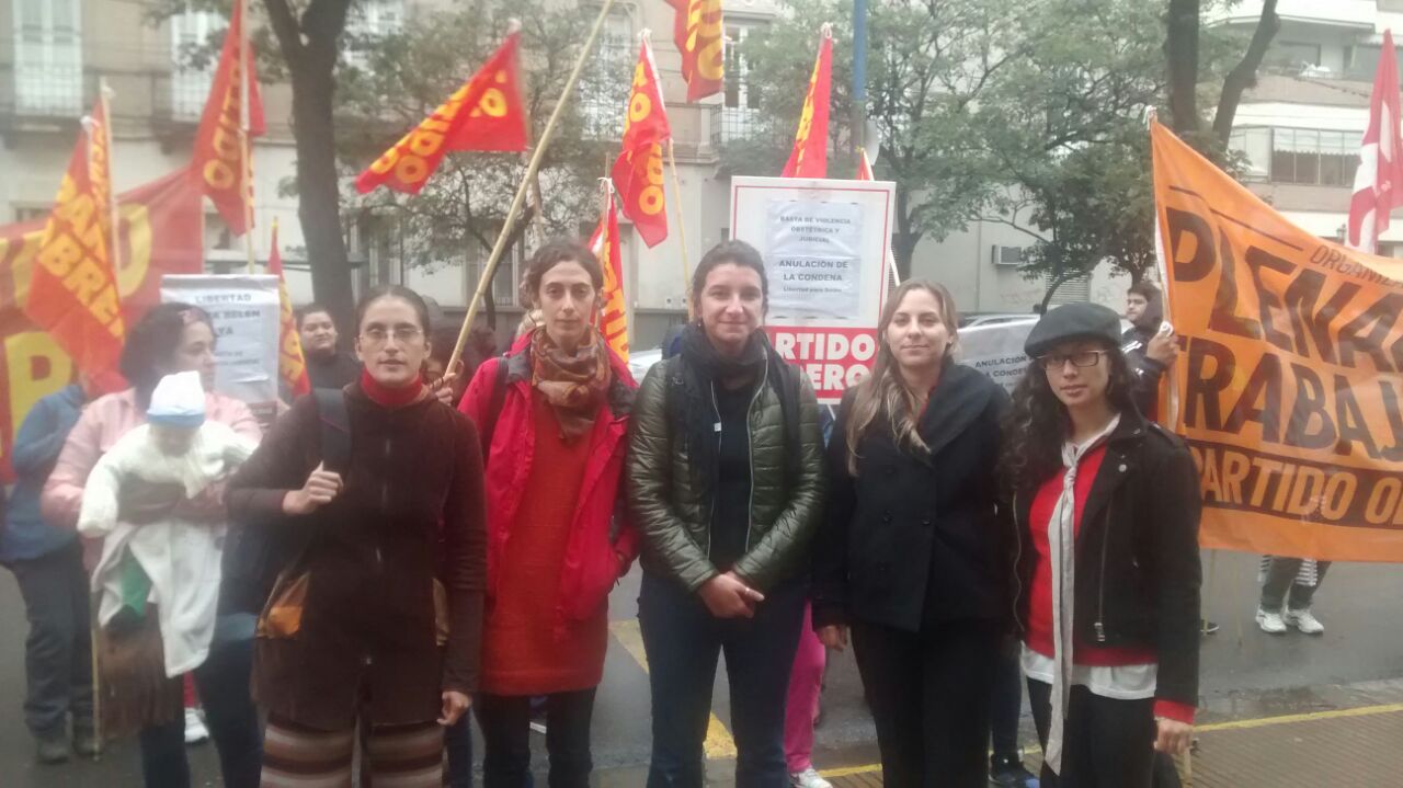 Diputadas y dirigentes del movimiento de mujeres reclaman en Tucumán por la libertad de Belén