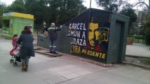 Metrovías tapa mural de Mariano Ferreyra