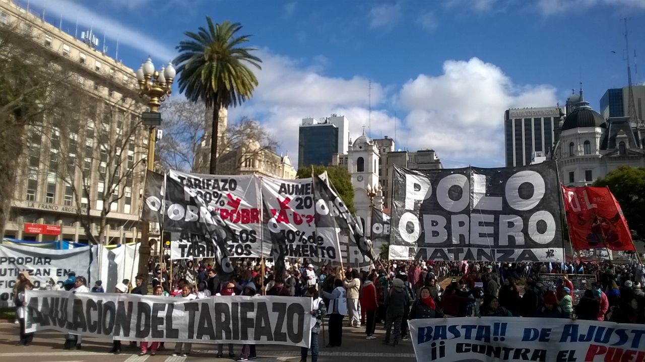 AHORA: Polo Obrero marcha a Plaza de Mayo