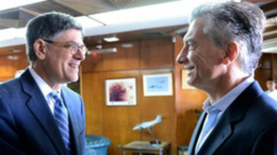 “Macri quiere pactar con los enviados de Obama el ingreso a la OCDE, la vanguardia de la privatización”