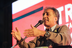 El contraste entre el salario del trabajador y la dieta de los diputados