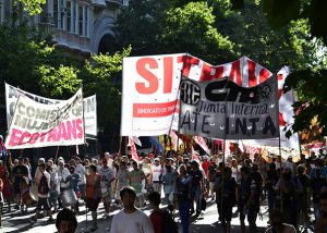 “Con el kirchnerismo y Macri volvieron todos:  Nos llevan a una nueva bancarrota nacional”