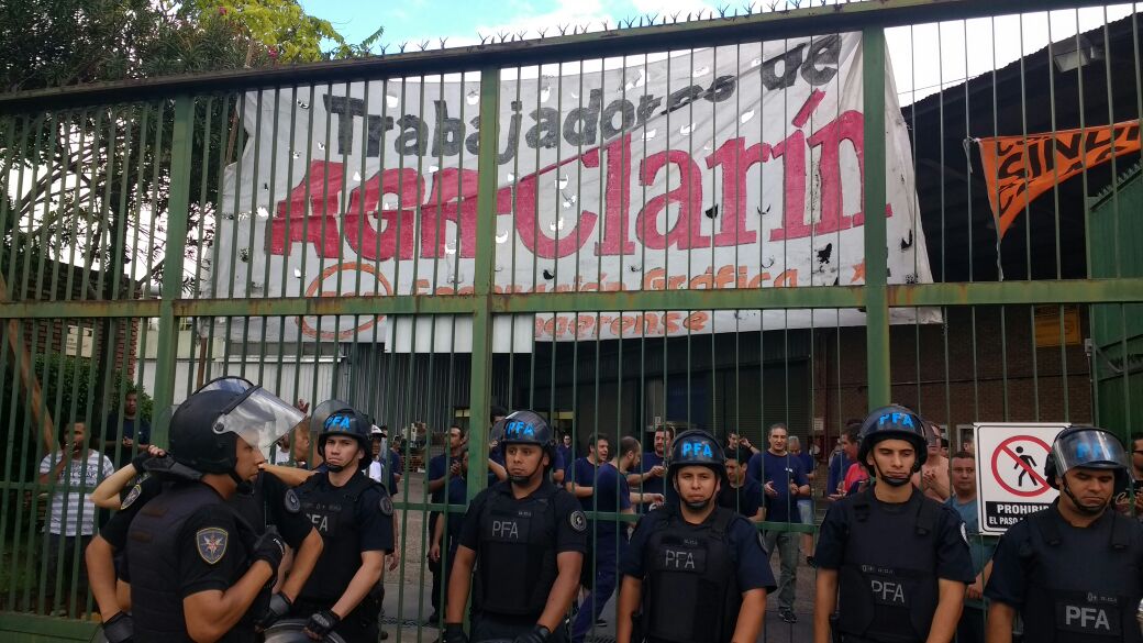Los trabajadores de AGR-Clarín en lucha contra el cierre y los despidos