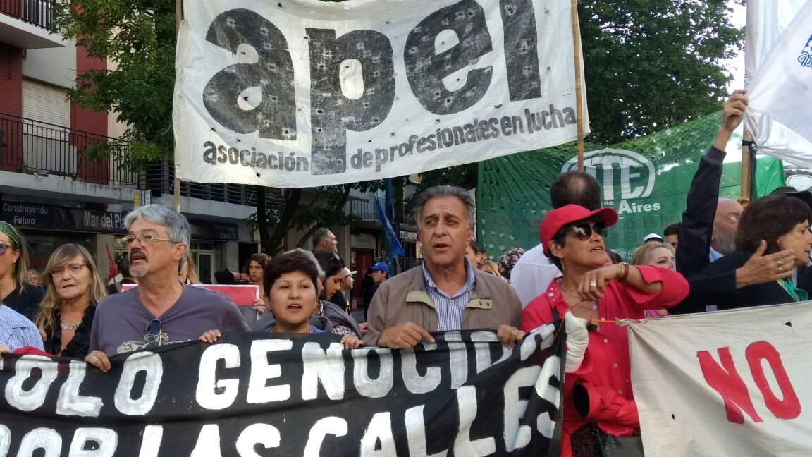 Pitrola desde Mar del Plata  “A los genocidas la cárcel ya, a los compañeros la libertad”