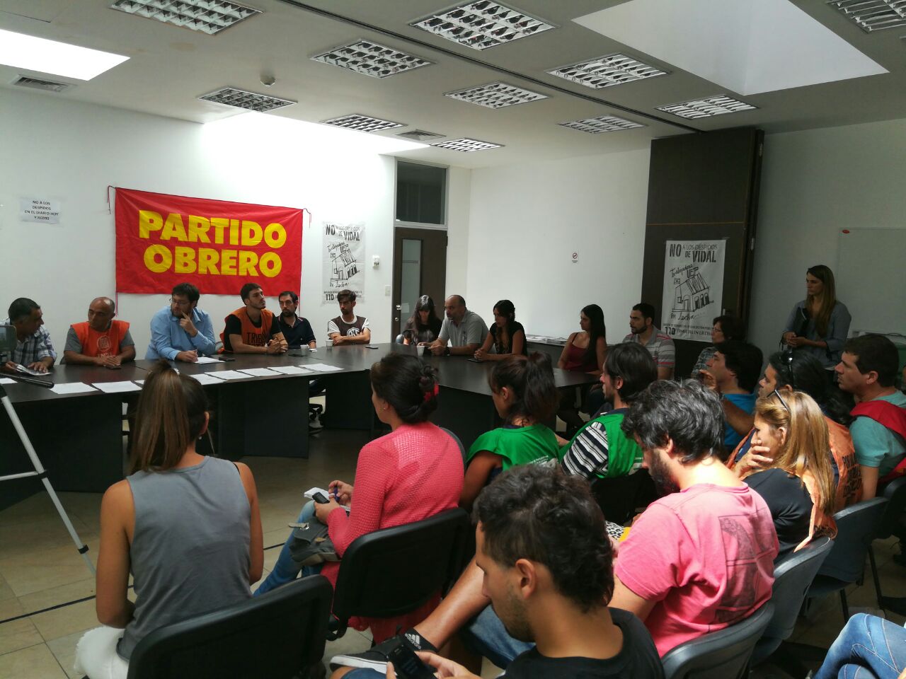 Guillermo Kane: “Exigimos a Vidal la reincorporación de los miles de despedidos en la provincia”