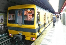 “Los trenes contaminados con amianto están en muchas líneas del subte”