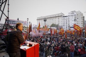 Pitrola llamó a los trabajadores a terminar con el régimen del FMI y se convoque una Asamblea Constituyente