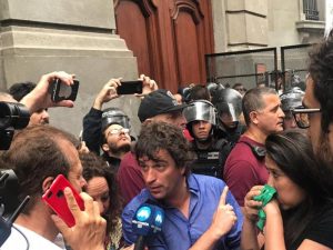 [Unicaba] Solano: “La necesidad de palos y gases dejan en evidencia que es un proyecto antieducativo”