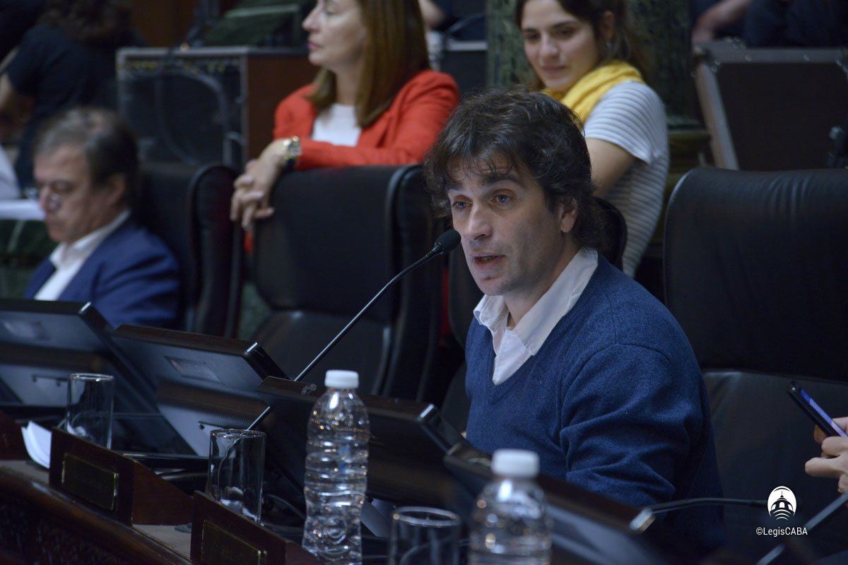 [Asbesto en el subte]  Solano advirtió en el recinto: “Está en juego la salud de los trabajadores y usuarios”