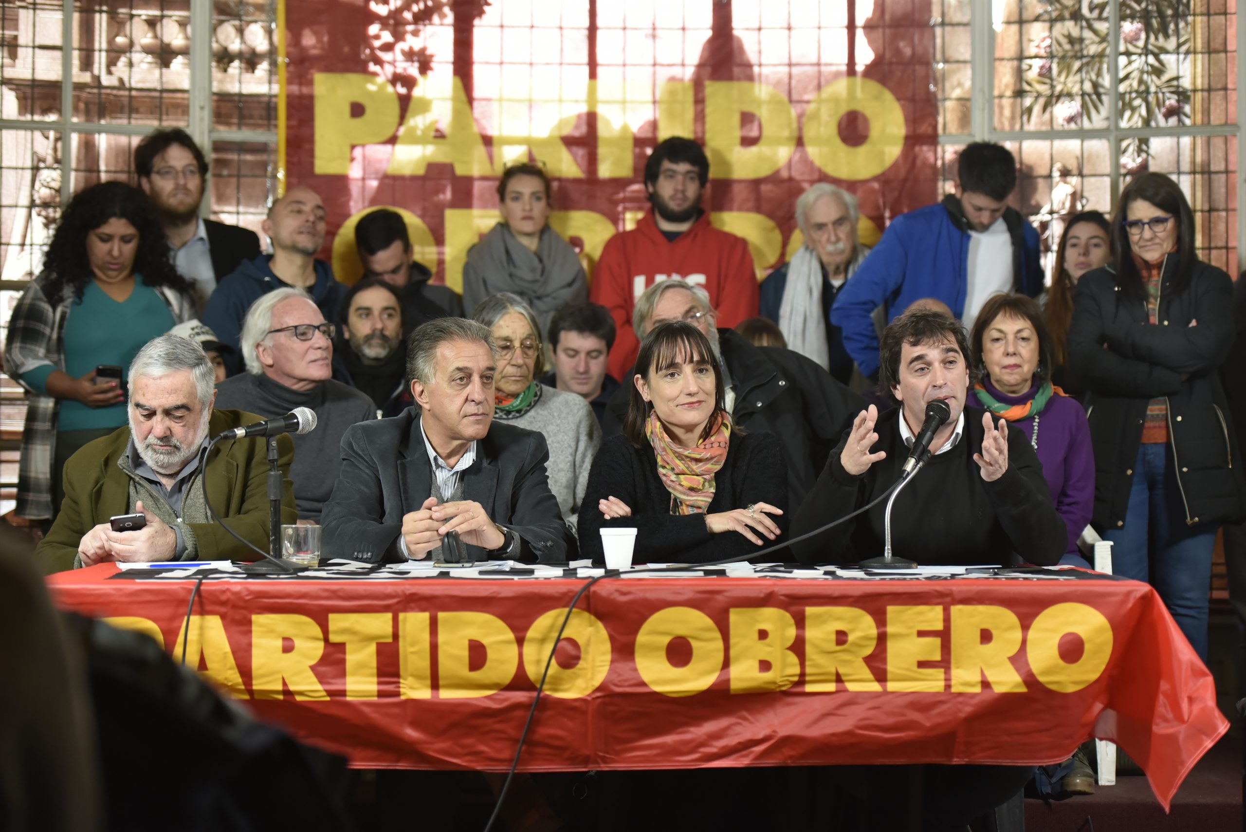 Conferencia de prensa del Partido Obrero