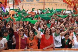 Encuentro de referentes mujeres y candidatas del FIT – Unidad