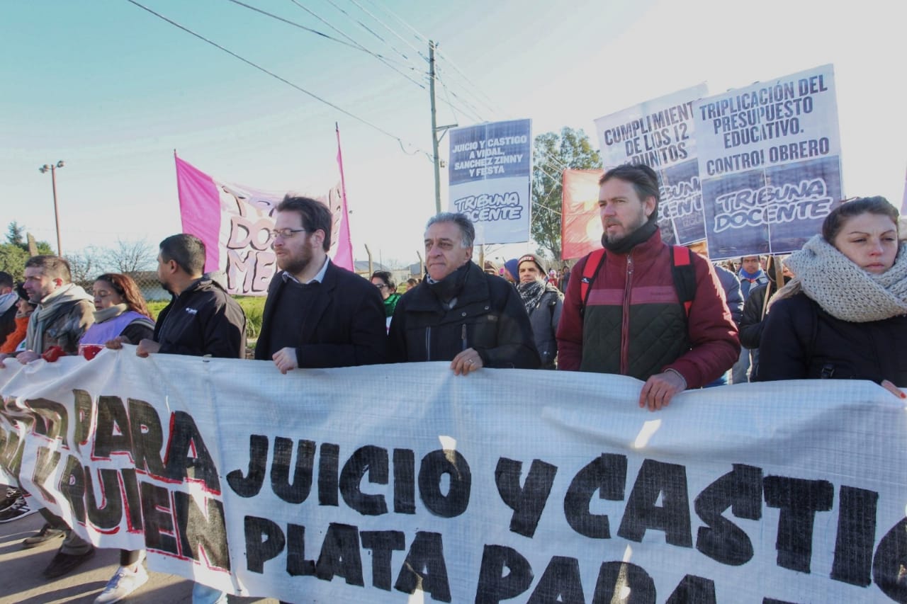 Pitrola desde Moreno: “Vidal es responsable del crimen de Estado en la escuela 49 de Moreno”