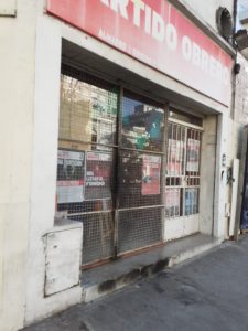 Atacan locales partidarios en el barrio de Almagro