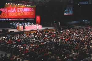 Con más de 10.000 personas se realizó el Congreso del movimiento obrero y la izquierda en el Luna Park