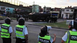 Repudiamos la represión en la Autopista y reclamamos la urbanización del Barrio Cildañez