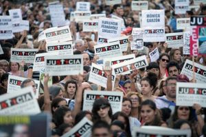 22F, JUNTO A LOS FAMILIARES DE LA MASACRE DE ONCE