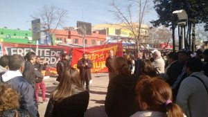 “Otra vez violencia en el hospital bonaerense, Scioli es responsable porque no hay médicos. El vaciamiento es una política conciente”.