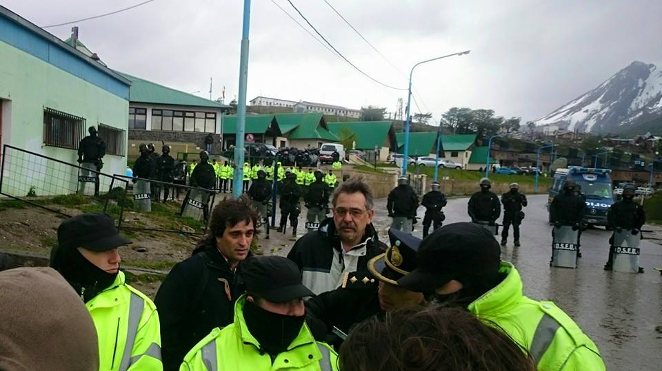 Gabriel Solano viajó a Tierra del Fuego en defensa de los docentes procesados 