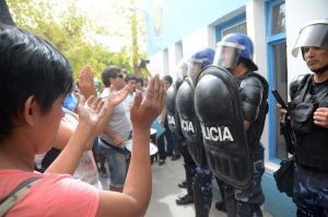 Detenciones, despidos, tercerización y fraude laboral en la U.N.Co