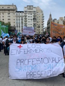 [Enfermería] Solano acusó a Quirós de defender los intereses de la salud privada