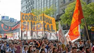 Pongamos en pie al movimiento obrero
