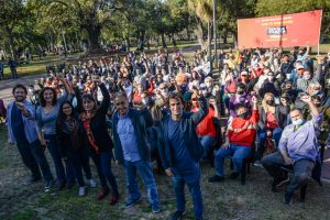 Plenario de candidatos obreros de la lista “1A Unidad de la Izquierda” en el FIT-U en Parque Lezama