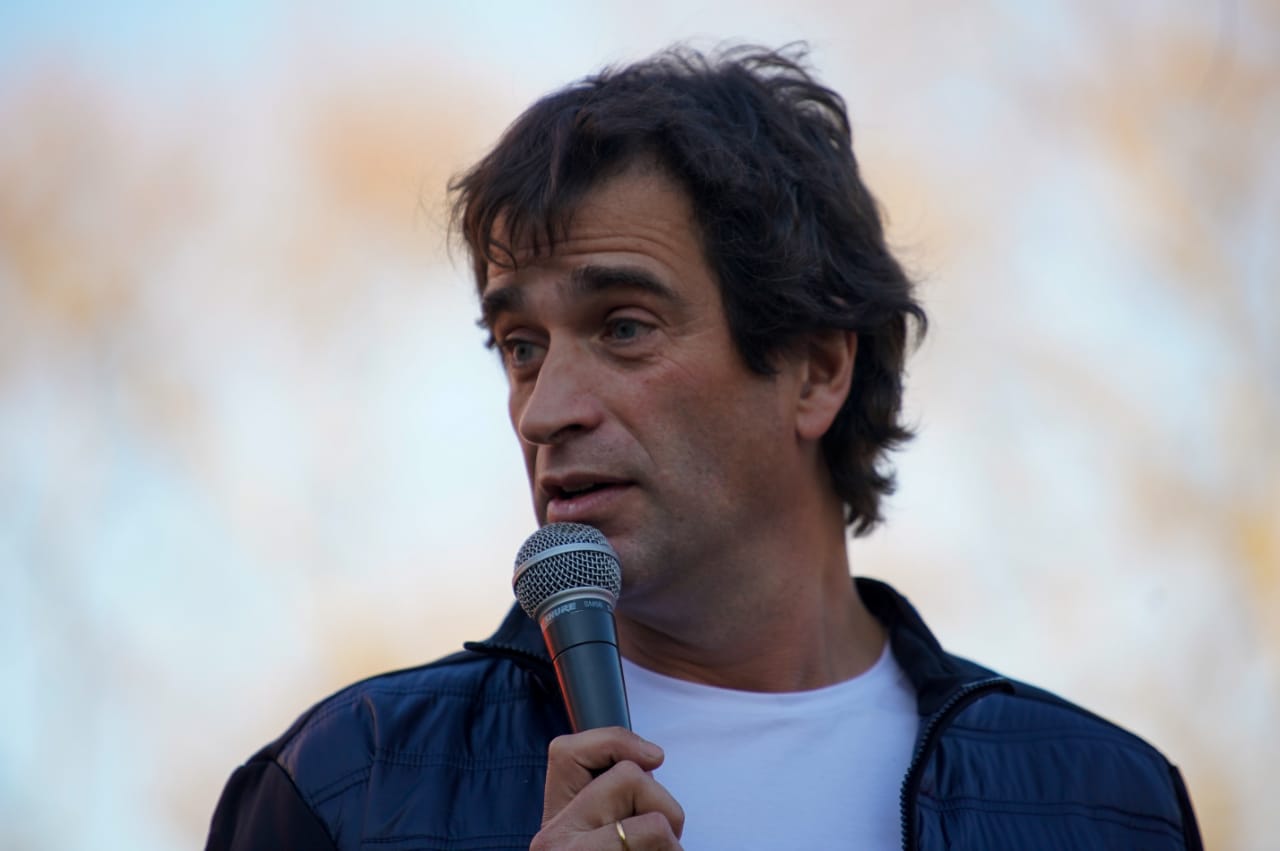 Gabriel Solano: “Exigimos la inmediata reincorporación de la trabajadora embarazada del Teatro Colón”