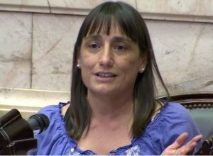 Romina Del Plá: «El temario de las extraordinarias pavimenta la entrega al FMI»