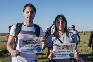 El Frente de Izquierda Unidad- Partido Obrero en la caminata en defensa de la Reserva Natural de Laferrere.