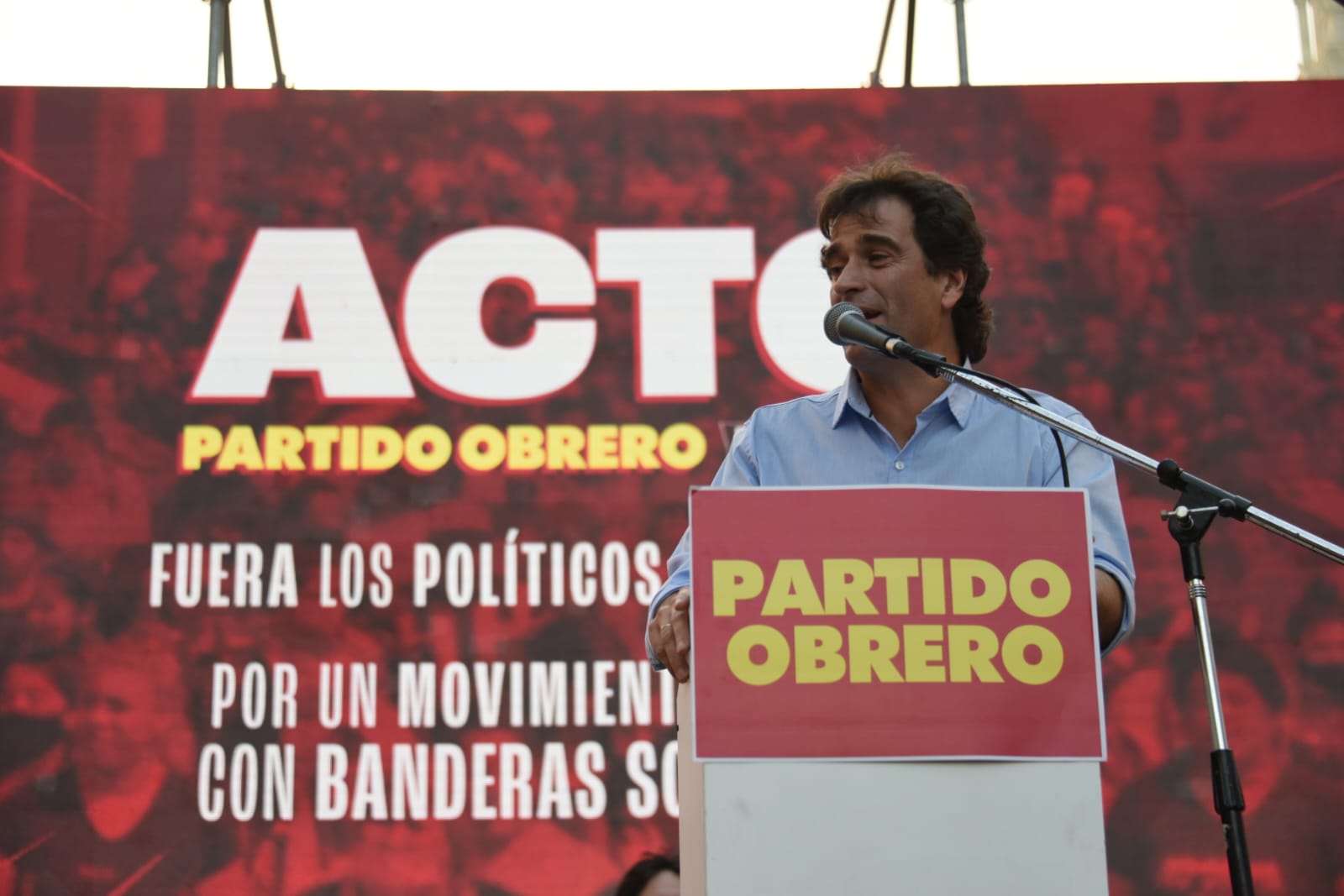 Gabriel Solano: “Necesitamos un nuevo ´que se vayan todos´ para echar a los políticos capitalistas y que gobiernen la izquierda y los trabajadores”