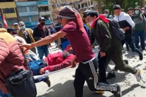 ¡Abajo el gobierno golpista de Perú!