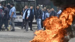“Estamos del lado de la clase obrera, libertad ya a los choferes detenidos, apoyo al paro de colectivos, fuera Berni”