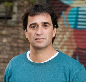 Hora y lugar de votación de Gabriel Solano