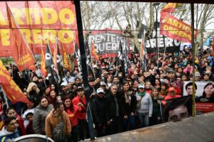 Néstor Pitrola “Todos los gobiernos les robaron a los jubilados y vienen por más. Digamos basta”