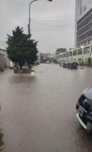 Vanina Biasi: «Las inundaciones son el resultado de las urbanizaciones truchas y la desinversión en educación»