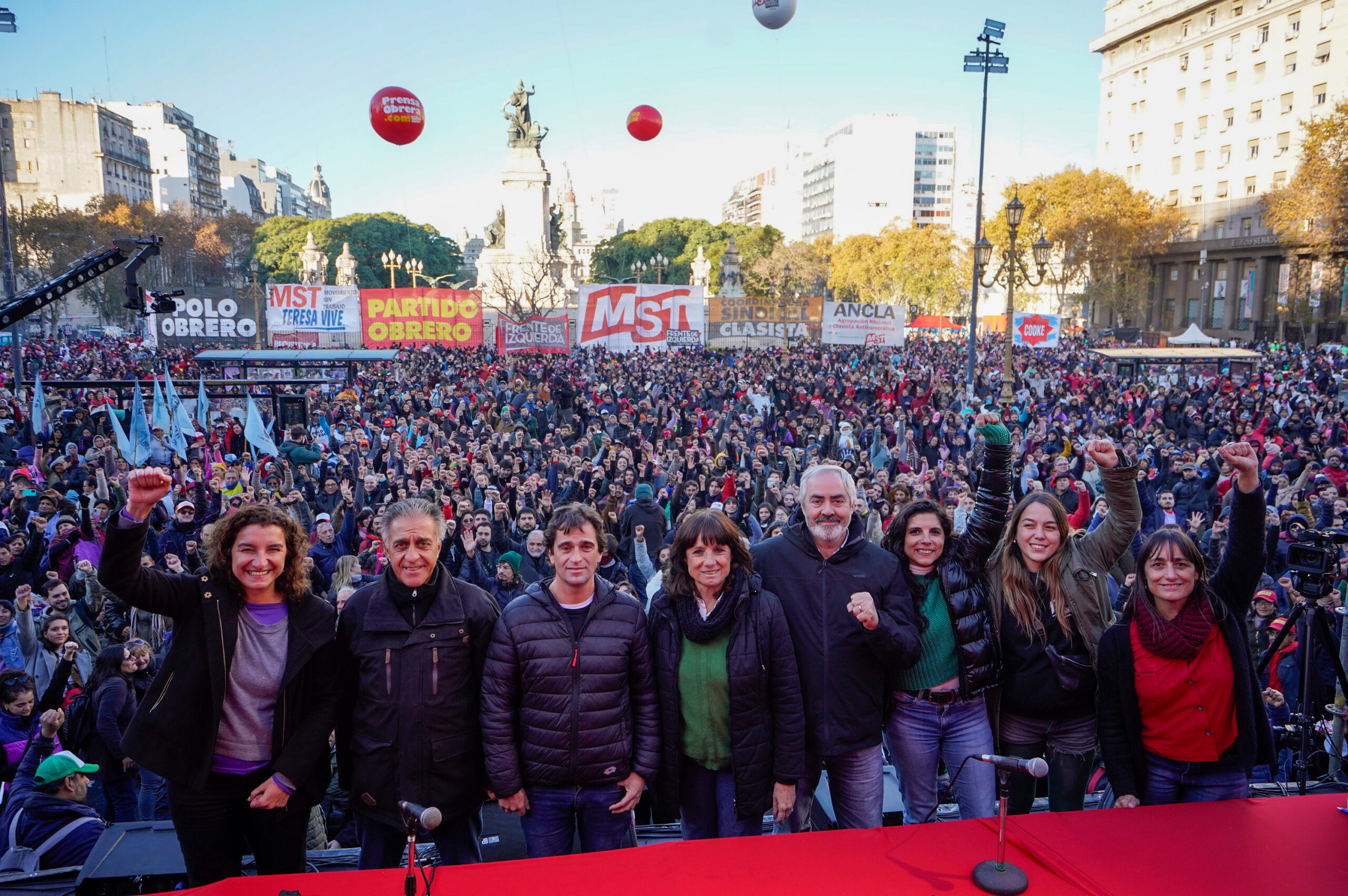 Cierre de campaña Solano-Ripoll en un gran Cabildo abierto “El Frente de Izquierda o los candidatos del FMI”