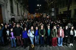 La izquierda relanzó la campaña en la Ciudad con un acto por el derecho a la vivienda en la Legislatura