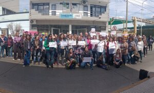 Romina Del Plá: “El paro docente provincial de 48 hs es masivo a pesar de los aprietes del gobierno de Kicillof y de la dirección Celeste del Suteba que auxilia a la patronal.”
