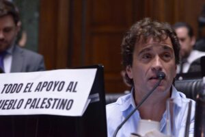 Gabriel Solano: «El gobierno argentino debe reclamarle a Israel un alto al fuego y que proceda a un intercambio entre los presos políticos palestinos y los rehenes en manos de Hamas”
