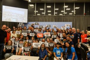 Gran audiencia pública de trabajadores municipales por el piso salarial.