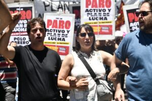 Gabriel Solano: “Milei quiere gobernar en estado de excepción permanente y la única forma de frenarlo es con un paro general que tiene que convocar la CGT”