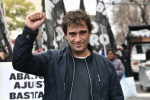 Gabriel Solano: “El pacto por la Ley Bases de la oposición con el gobierno es una traición a la histórica movilización educativa”