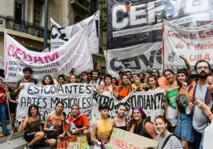 El presidente Javier Milei ataca la organización estudiantil y al Centro de Estudiantes de Veterinaria de la UBA