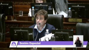 [LEGISLATURA] Gabriel Solano: “Duplicaron la indigencia en meses: Milei y Jorge Macri son nuestra pandemia”