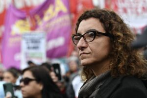 Vanina Biasi: «Bullrich busca bajarle el tono a la escandalosa visita a genocidas por parte de diputados de LLA»