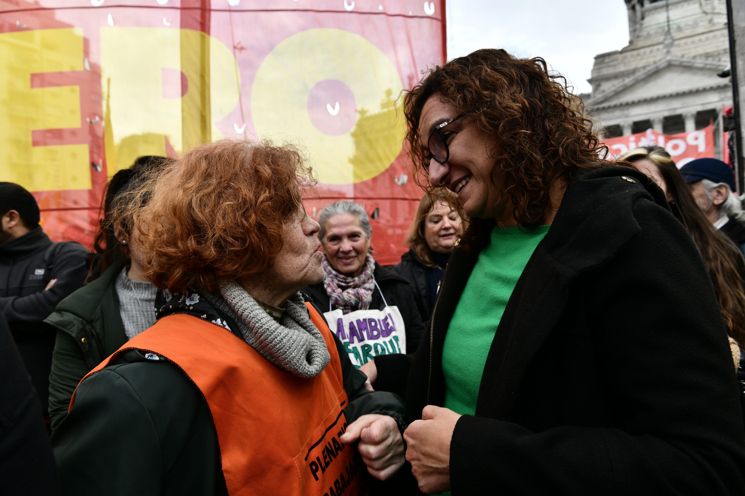 Vanina Biasi: “Para los jubilados ni aumento ni medicamentos. El miércoles todos al Congreso”