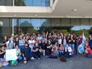 Carla Deiana: «Exigimos la libertad inmediata de los 5 detenidos docentes y estatales por protestar contra la reforma previsional de Pullaro»